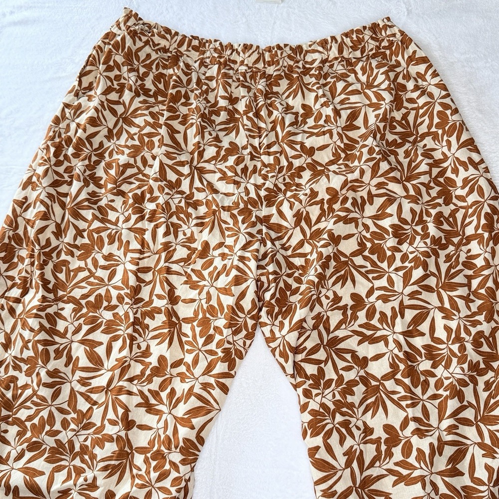 Eloquii White and Rust Floral Wide-Leg Pants - Picture 2 of 9